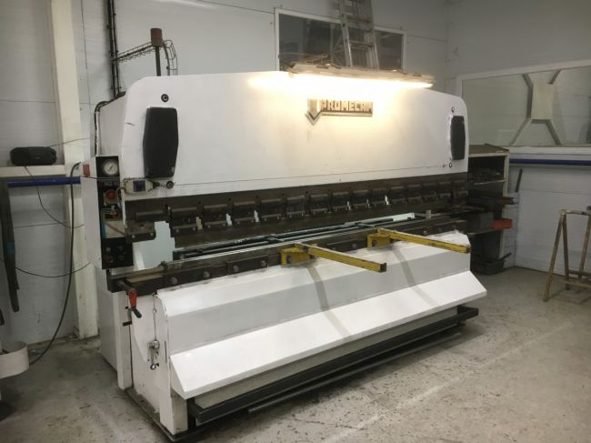 PRESSE PLIEUSE PROMECAM 3M X 100T - Machine occasion N° 942